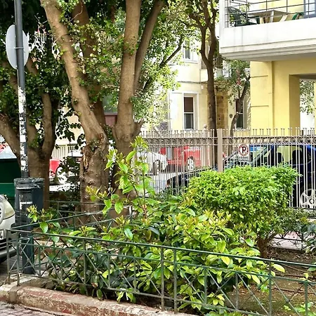 City Break Apartment 4' To Metro Athens Exterior photo
