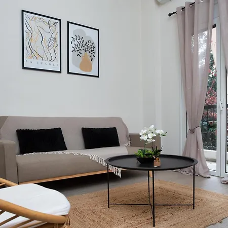 City Break Apartment 4' To Metro Athens Exterior photo